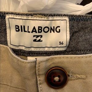 Men’s Billabong Khaki shorts